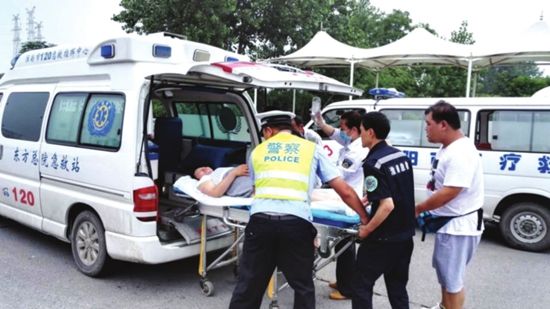 救護(hù)車一次多少錢？出車費(fèi)用太高或成救護(hù)難題？01